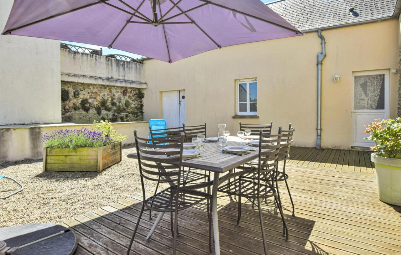 Beautiful home in Créances with WiFi&3 Bedrooms Exterior foto